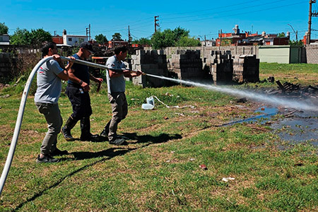 capacitacion-en-seguridad-y-prevencion-de-incendios-a-cargo-de-bomberos-voluntarios-de-hurlingham